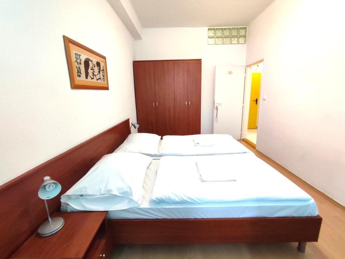 Hotel Jurki Dom Pozsony Kültér fotó